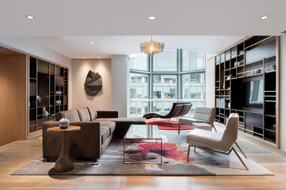 Freedom as Comfort: The Sensory Role of Rugs in Hospitality