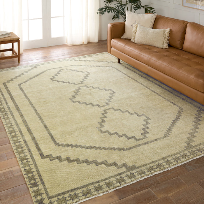 Jaipur Living Paphos Hand-Knotted Medallion Green/ Gray Area Rug 